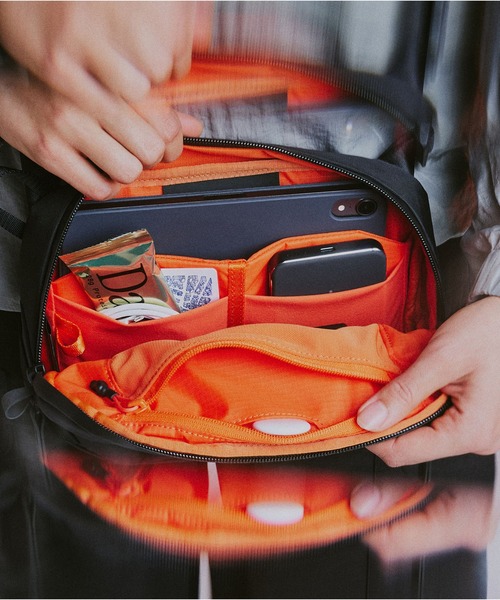 HIGHTIDE（ハイタイド） ショルダーバッグ Aer DAY SLING 4 X-PAC