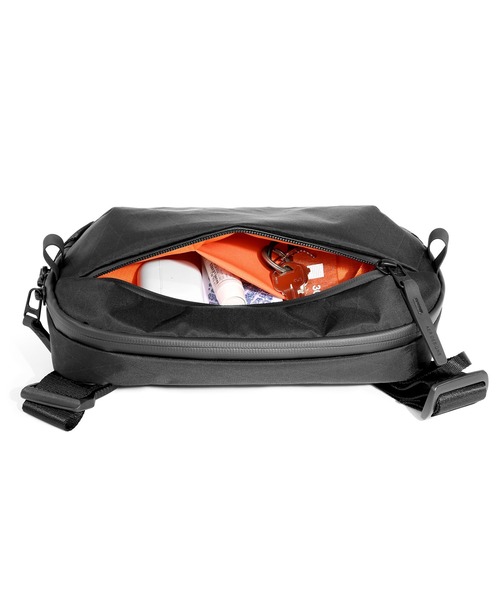 HIGHTIDE（ハイタイド） ショルダーバッグ Aer DAY SLING 4 X-PAC