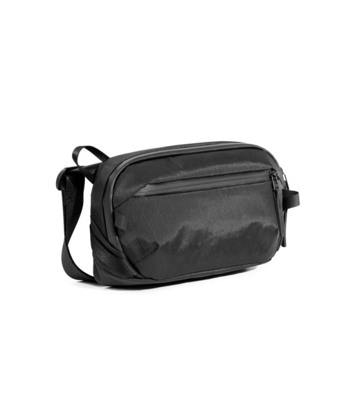 HIGHTIDE（ハイタイド） ショルダーバッグ Aer DAY SLING 4 X-PAC