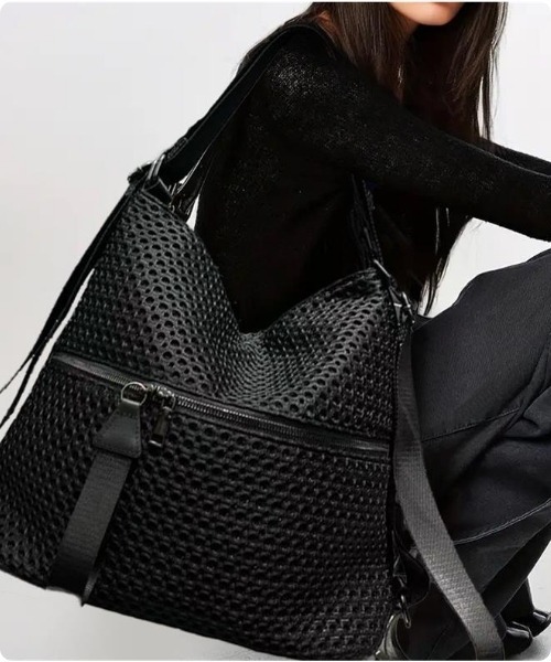 メッシュ素材 2WAY ショルダーバッグ ブラック I.O.E デイバック リュック メッシュデザイン 2WAYショルダーバッグ