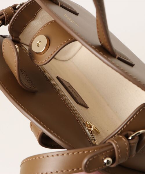 関税/送料込【A.P.C. 】デミ ルーン スモール トートバッグ A.P.C. トートバッグ TOTE DEMI-LUNE SMALL レディース