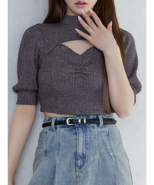 tシャツ ビジューボタンデコルテリブTOP レディース