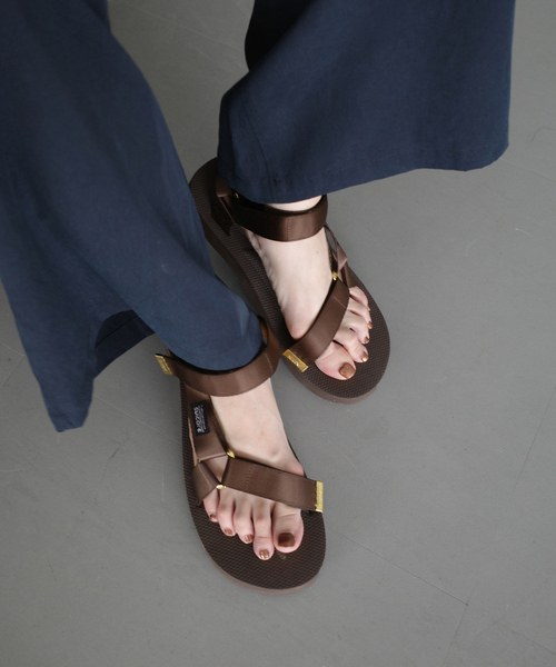 suicoke 「SUICOKE」 フラットサンダル 35 ブラウン レディース