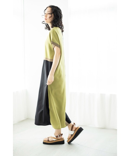 「OSMOSIS」 半袖ワンピース ONE SIZE ブラック レディース_画像3