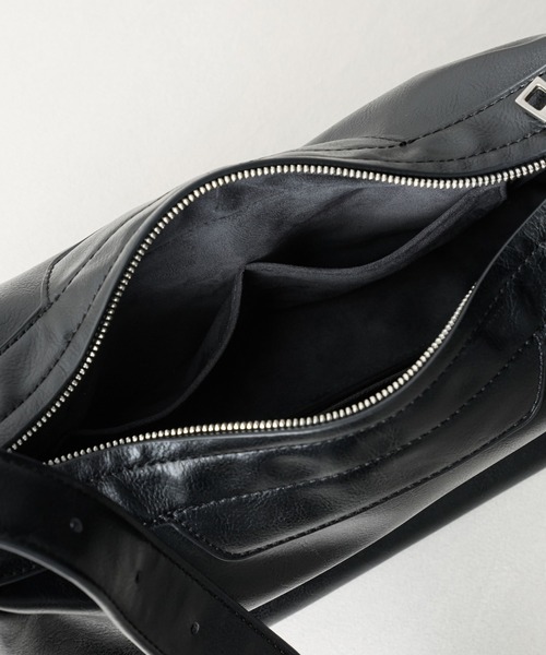 WYM LIDNM ショルダーバッグ EMBOSSED SOFT GLOW SHOULDER BAG メンズ
