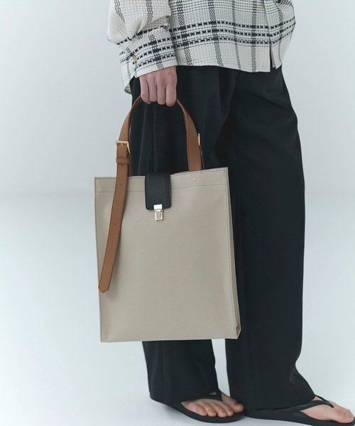 ショルダーバッグ Leather Flap Adjustable Belt Canvas Tote メンズ レディースの画像