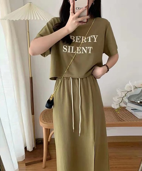 Girly Doll セットアップ 2点セット ロゴプリント半袖Tシャツ