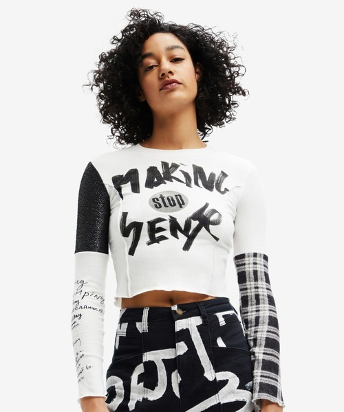 Desigual Tシャツ フロック加工 手描き風デザイン レディース 希少 Desigual tシャツ Tシャツ フロック加工 手描き風Tシャツ