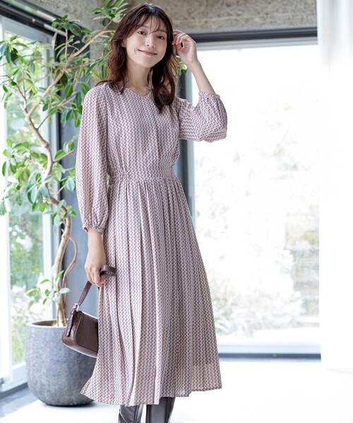 Tiaclasse ワンピース パプスリーブプリーツワンピース : ZOZOTOWN