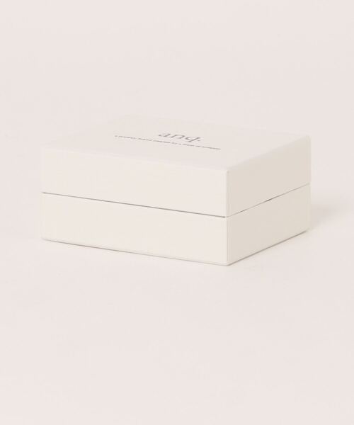 anq. ピアス 「anq.」K18・0.2ct レーザーホールダイヤモンド