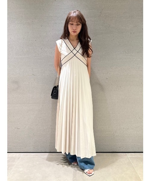 LILY BROWN ワンピース クロスデザインワンピース : ZOZOTOWN