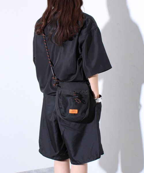 [美品] UNIVERSAL OVERALL ショルダーバック UNIVERSAL OVERALL 最大46%☆8/24まで ユニバーサル