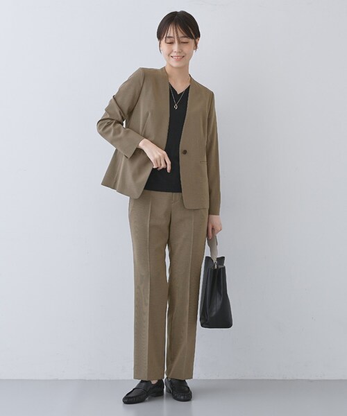 スタイルデリ　軽量ノーカラージャケット　ダークベージュ　新品未使用タグ付　洗える INDIVI（インディヴィ） ジャケット ノーカラージャケット 「洗える