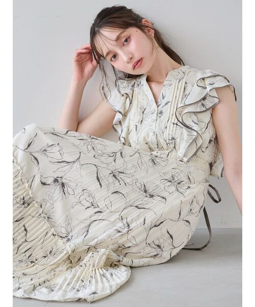 dazzlin ワンピース パイピングフラワープリーツワンピース