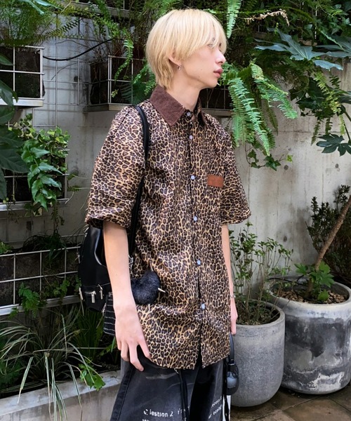 YvesSaintLaurentencore シルクシャツフランス製レオパード柄 Saint Laurent《オーバーサイズ シャツ》レオパード シルク 直営
