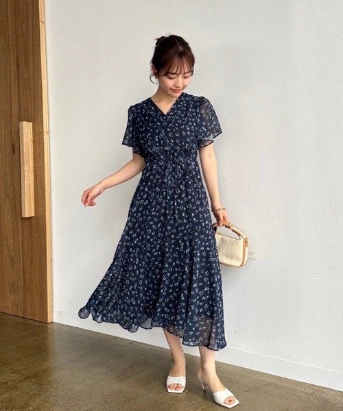 ★新品同様★COCO DEAL リトルフラワーシルエットカシュクールワンピース 匿名配送】COCODEAL リトルフラワーシルエットカシュクール