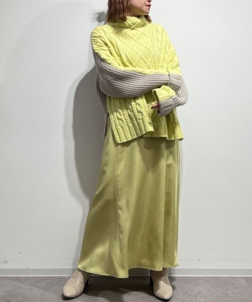 human woman（ヒューマンウーマン） ニット セーター バイカラー