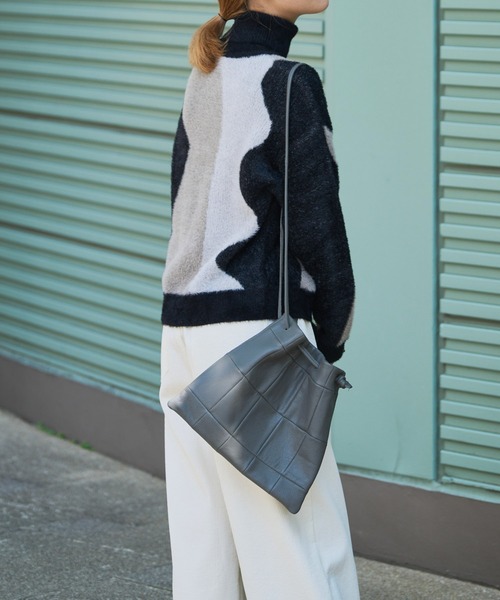 「Audrey and John Wad」 タートルネックニット FREE ベージュ レディース_画像4