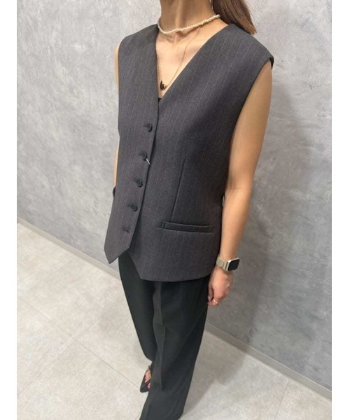 SHE Tokyo ジレ　Owen サイズ1 未使用品 Mila Owen ベスト ジレ バックサテンオーバーサイズベスト