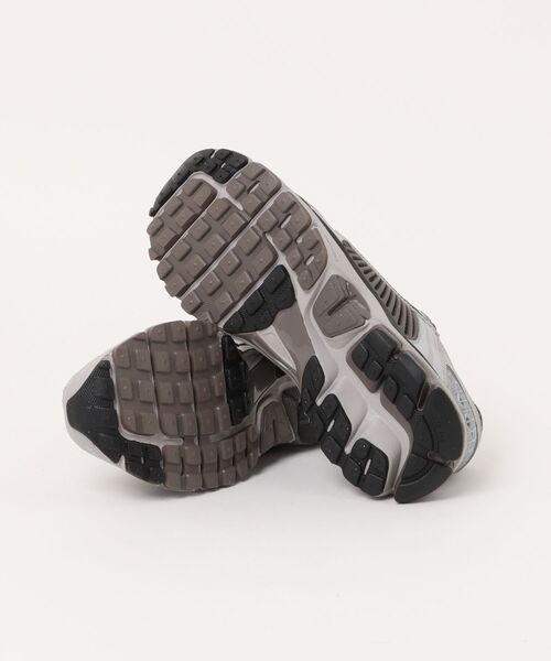 NIKE（ナイキ） スニーカー ZOOM VOMERO 5 ズーム ボメロ 5 MFB9149