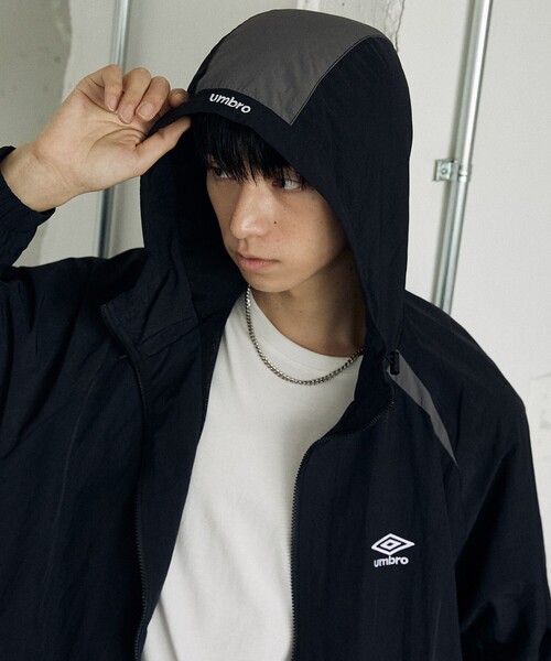 umbro ナイロンジャケット TECH NYLON HOODIE/テックナイロン