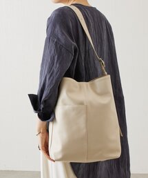 BEARDSLEY（ビアズリー） ショルダーバッグ バッグ 「本革」スムース