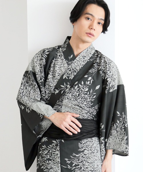 鱗紋様の浴衣　モノトーン　速乾ポリエステル KIMONOMACHI 浴衣 メンズ浴衣2点セット（ポリ浴衣＋しわ兵児帯）吸水速