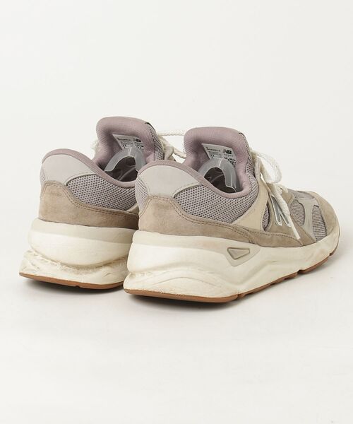 New Balance（ニューバランス） ローカットスニーカー 23.5cm ベージュ 