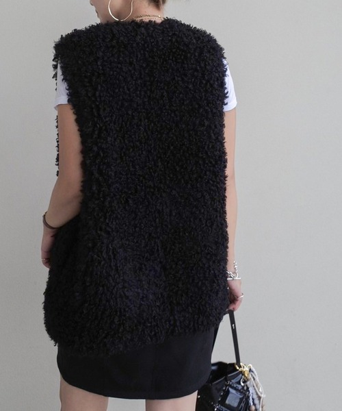 新品未使用品　ellie ロング　ジレ　ファーベスト　アイボリー ロングフォックス ファーベスト レディース[品番：GW000004996