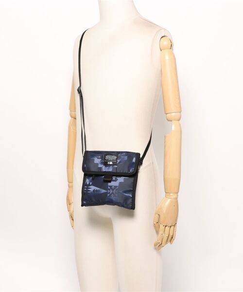 ネイティブ柄 ショルダーバッグ 新品 インポート NEW ERA（ニューエラ） ショルダーバッグ スクエアネックポーチ ペン