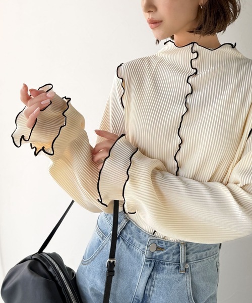 未使用級 プリーツプリーズ レイヤード風トップス 3 配色プリーツトップス 半袖 classicalelf（クラシカルエルフ） tシャツ 袖のニュアンスで魅せる