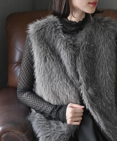 【完売品】【美品】BELPER 　べルパー　ジレ　ファーベスト r・p・s（アールピーエス） ベスト ジレ ラメ入りフェイクファーベスト