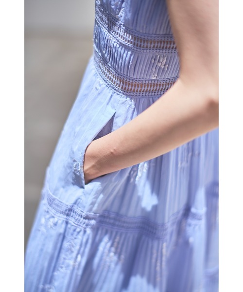 Estella.K ワンピース Dolce Vita Pleated Dress エンブロイダリー