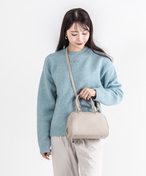 クリスチャン ヴィラ　ボストンバッグ　美品です CHRISTIAN VILLA（クリスチャンヴィラ） ボストンバッグ レザー 2WAY