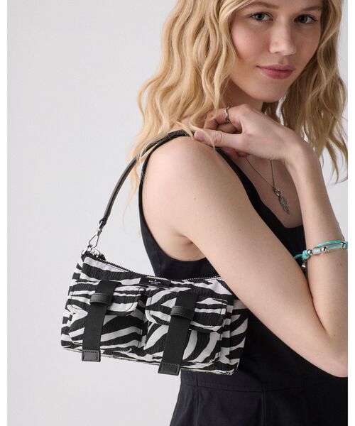 kate spade NEW YORK（ケイト・スペード ニューヨーク） ショルダー