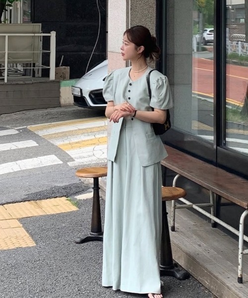 半袖トップスと白パンツセット FAVORITO セットアップ 半袖トップスワイドパンツセットアップ