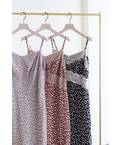 ワンピース Cherry Pattern Camisole Dress