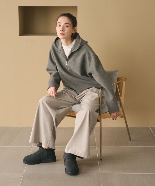 UGG ムートンブーツ ブラック 24cm ショート　未使用品　送料込みです★ UGG Australia（アグオーストラリア） ugg ショート ムートン ブーツ