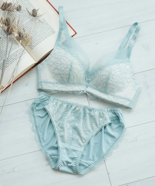 izumi BODY LABO ブラジャー ショーツセット 「透け感のある生地