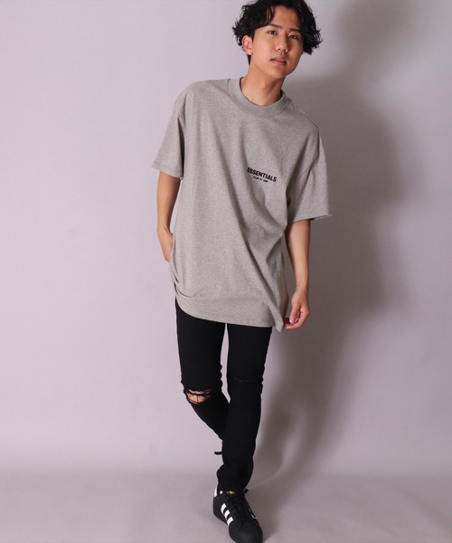 Fear of God ESSENTIALS Tシャツ・カットソー S 3369625Y0040 fear of GOD essentials Tシャツのおすすめ人気商品一覧 通販
