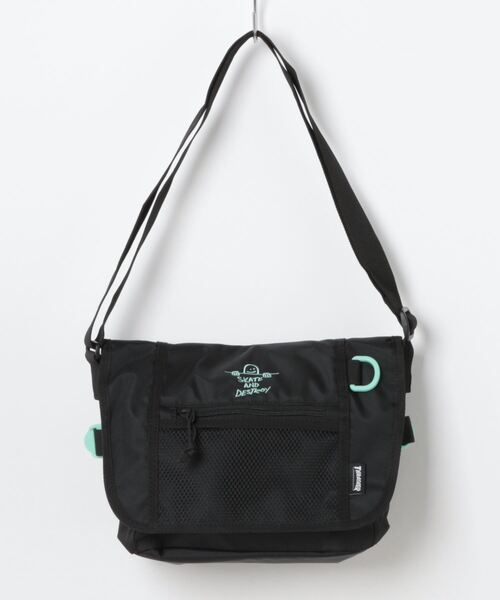 THRASHER（スラッシャー） ショルダーバッグ メッセンジャーバッグ
