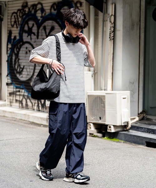 ワイドパンツ ナイロン カーゴ ブラック ギミック グランジ y2k NIKEヴィンテージ00sテックナイロンワイドパンツY2K古着ギミック