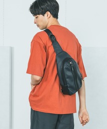 ウエストポーチ フェイクレザー縦長ラウンドボディバッグ / 419942 メンズ｜ZOZOTOWN Yahoo!店