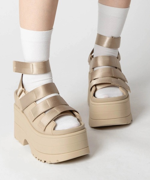 UGG Australia サンダル GOLDENRISE アグ ゴールデンライズ
