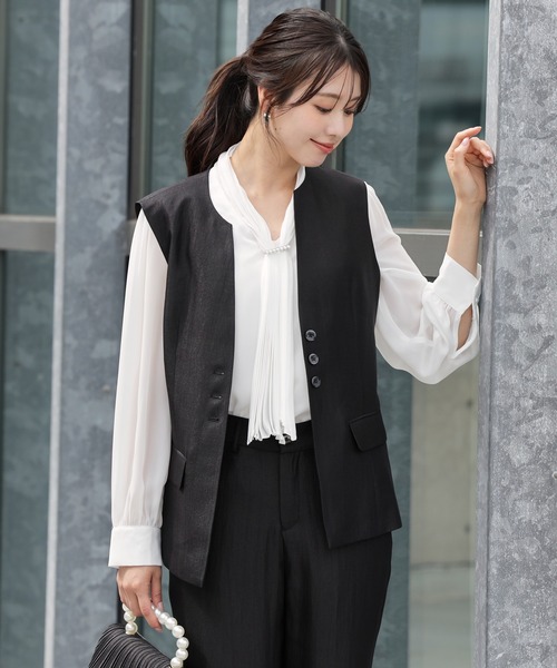 DRESS+（ドレスプラス） ベスト ジレ マニッシュに決まるノーカラー