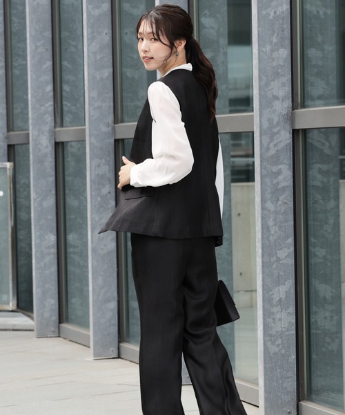 DRESS+（ドレスプラス） ベスト ジレ マニッシュに決まるノーカラー