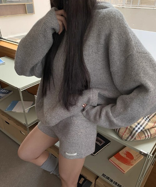 ViViDAY セットアップ 「上下2点セット」フード付きニットカーディガン