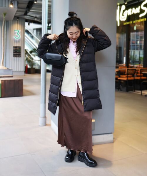 le.coeur blanc（ルクールブラン） カーディガン メッセージ刺繍V