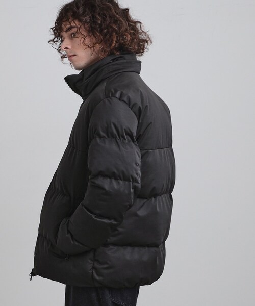 新品 ディーゼル 切替 中綿 フード ブルゾン ジャケット 黒 S〔M相当］ 新品 ディーゼル 切替 中綿 フード ブルゾン ジャケット 黒 S〔M相当