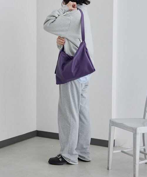 ear PAPILLONNER（イア パピヨネ） ショルダーバッグ バッグ 「本革 